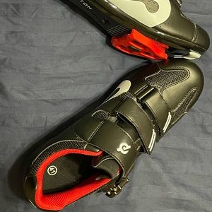 Peloton Cycling shoes-